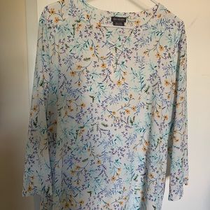 Woman’s blouse